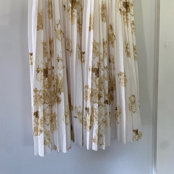 Anthropologie Deletta Tea and Sweets Floral Dress - Picture 3 of 9